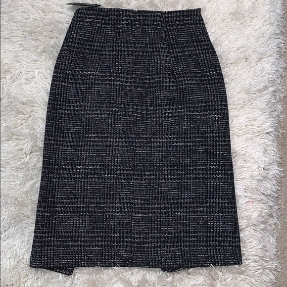 CLUB MONACO CUTAWAY PENCIL SKIRT sz00 🎉hostpick🎉 - Picture 13 of 13